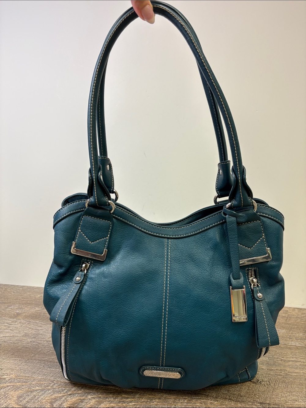 Ellen Tracy Genuine Leather Teal Shoulder Tote Handbag